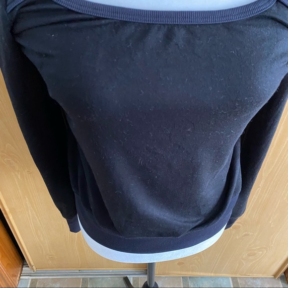 Koral Activewear • Black Breach Keyhole Front Crewneck Sweater - Picture 5 of 10